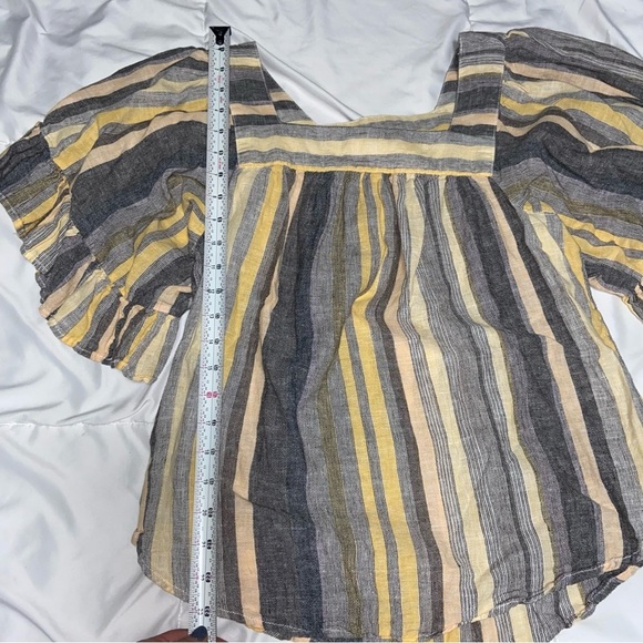 beachlunchlounge Striped Yellow and Gray Top - Picture 3 of 7